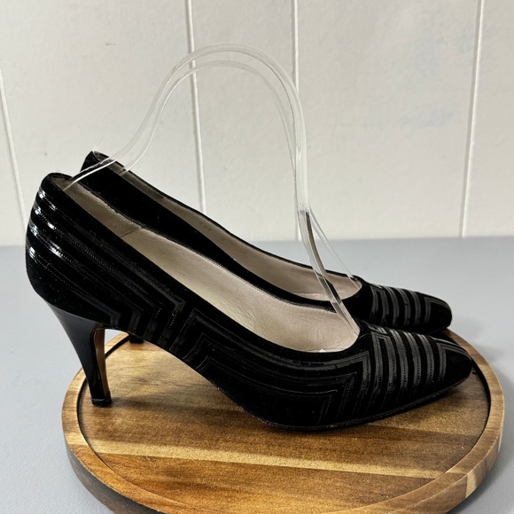Bally Black Suede Leather Pointed Toe Heels Classic Pumps Size 7.5 N - Picture 1 of 11